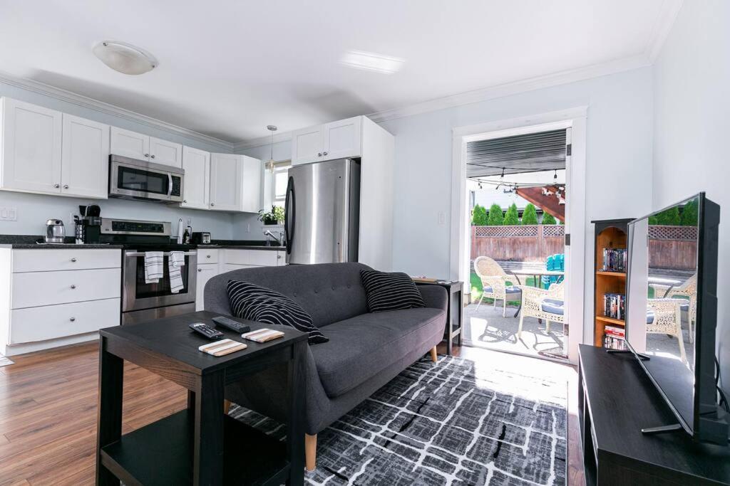 Great 1-bedroom Near Downtown Langford Apartamento *